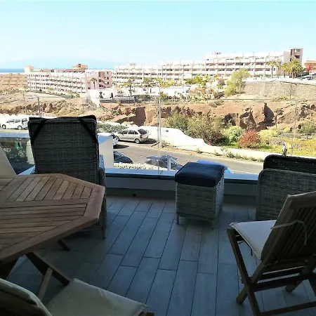 Ocean Garden 2 Bedrooms Apartment *
